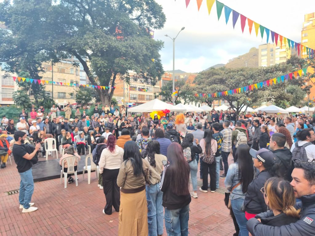 FESTIVAL CHAPINERAZO DIVERSO Y DE COLORES